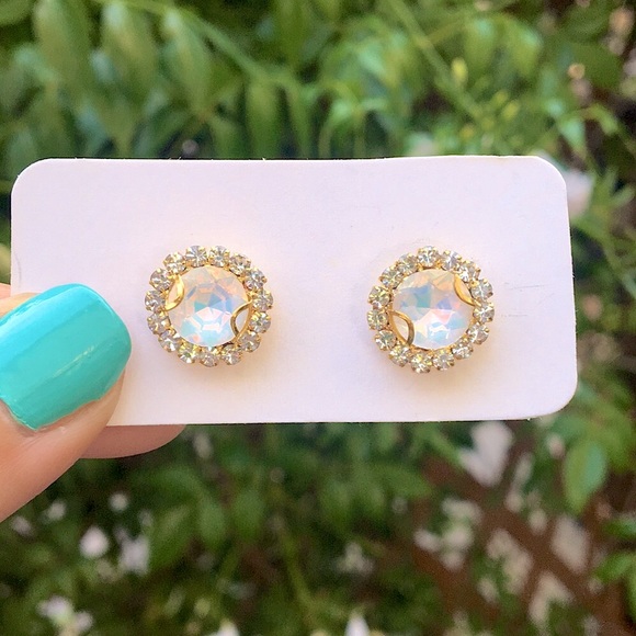 White Opal Aurora Borealis + Gold Crystal Halo Earrings - Picture 3 of 7